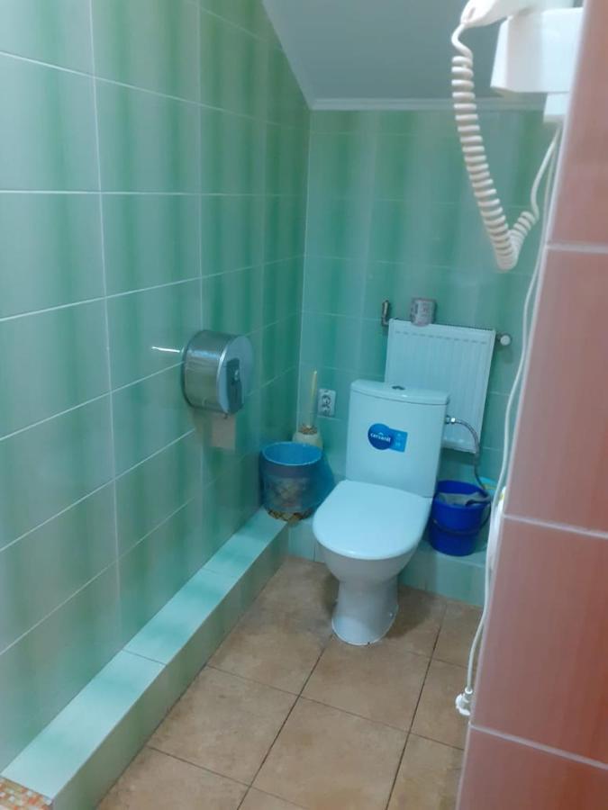 Hostel Stozhary Ternopil Eksteriør billede