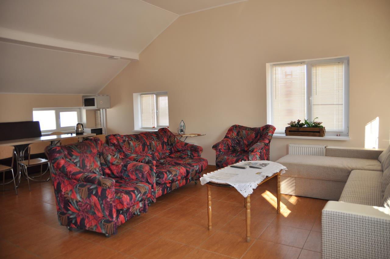 Hostel Stozhary Ternopil Eksteriør billede