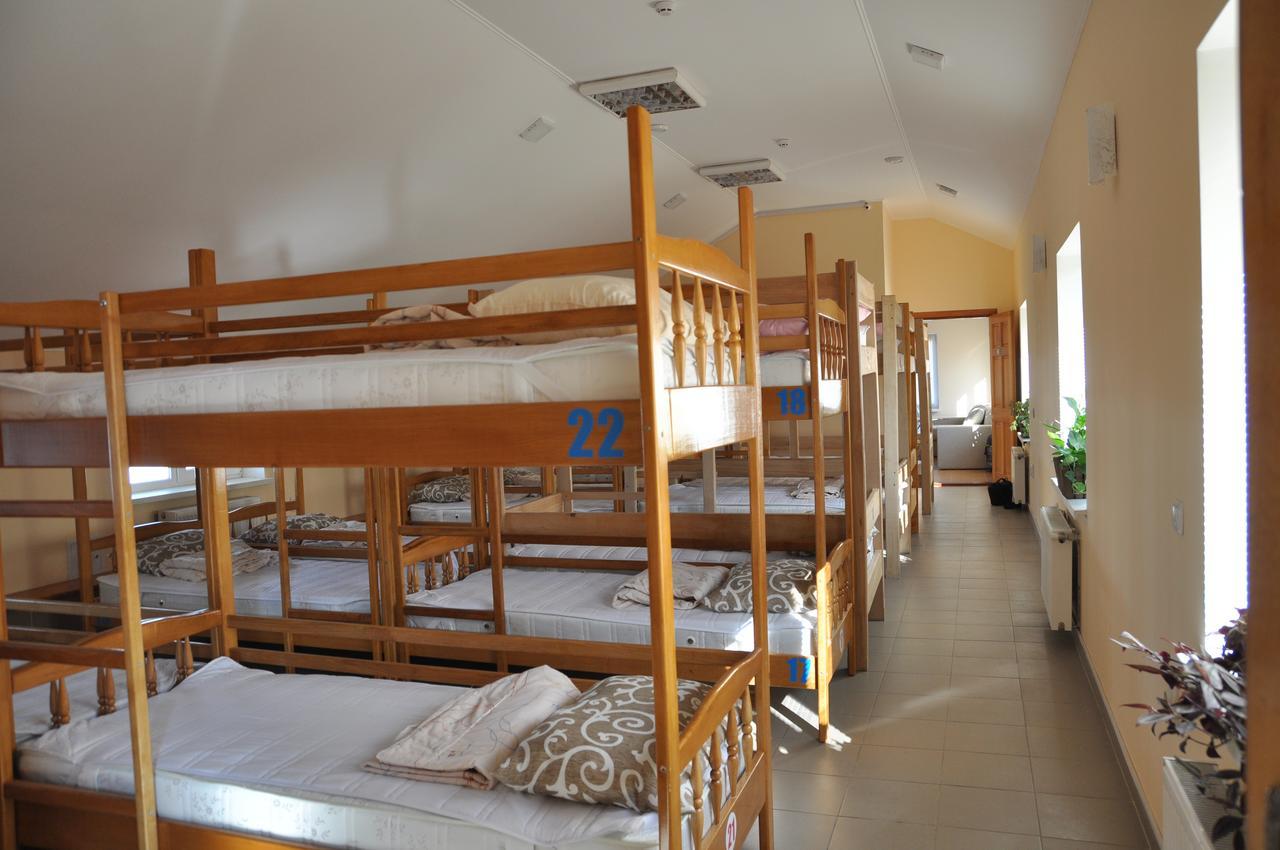 Hostel Stozhary Ternopil Eksteriør billede