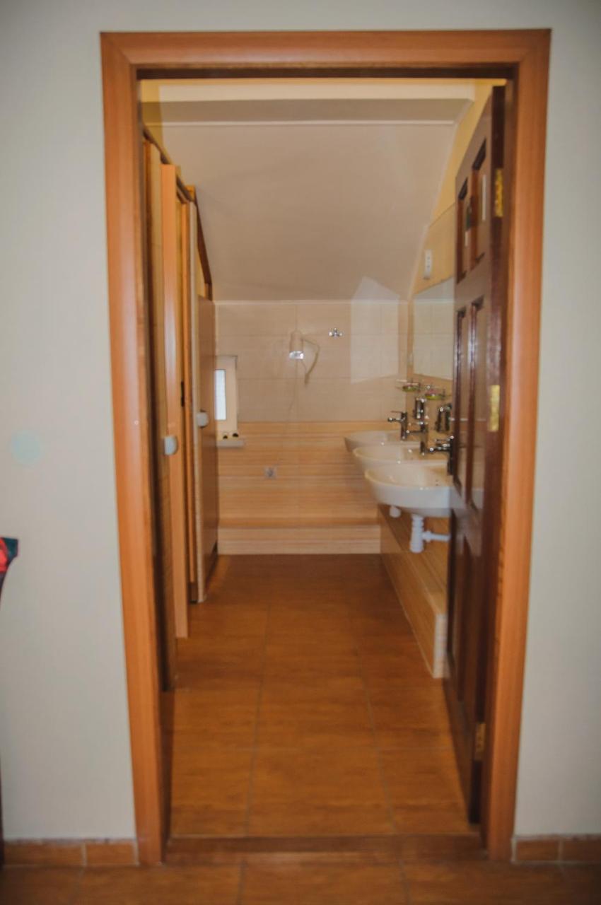 Hostel Stozhary Ternopil Eksteriør billede